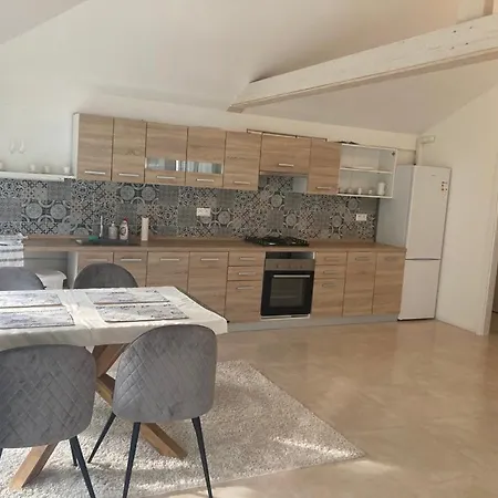 Mato Villa *